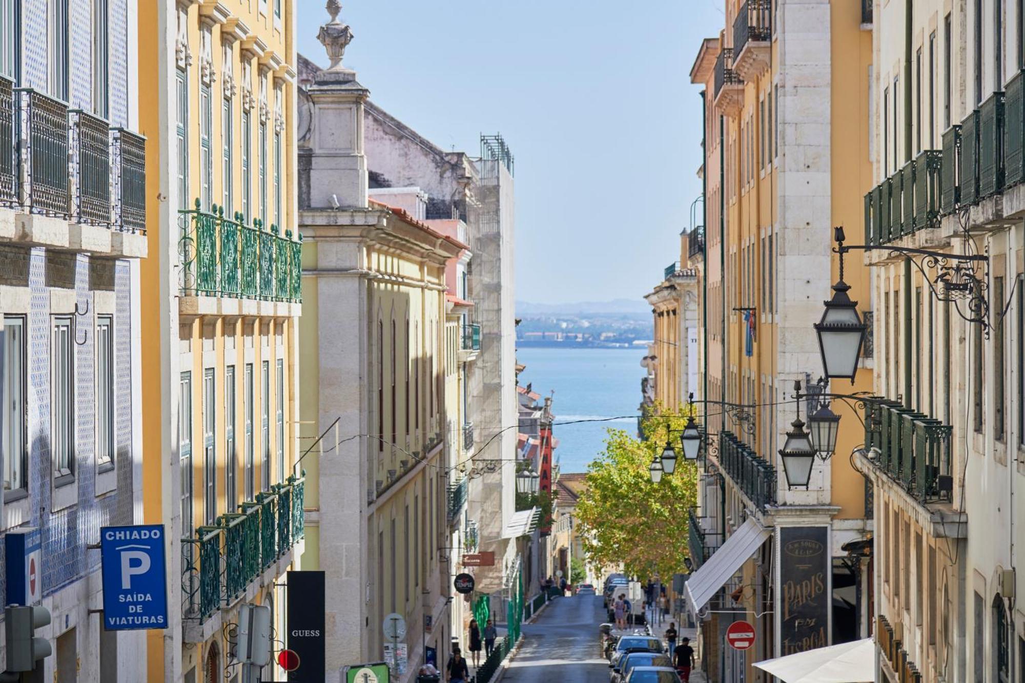Appartamento Casa Portuguesa Carmo Lisbona Esterno foto