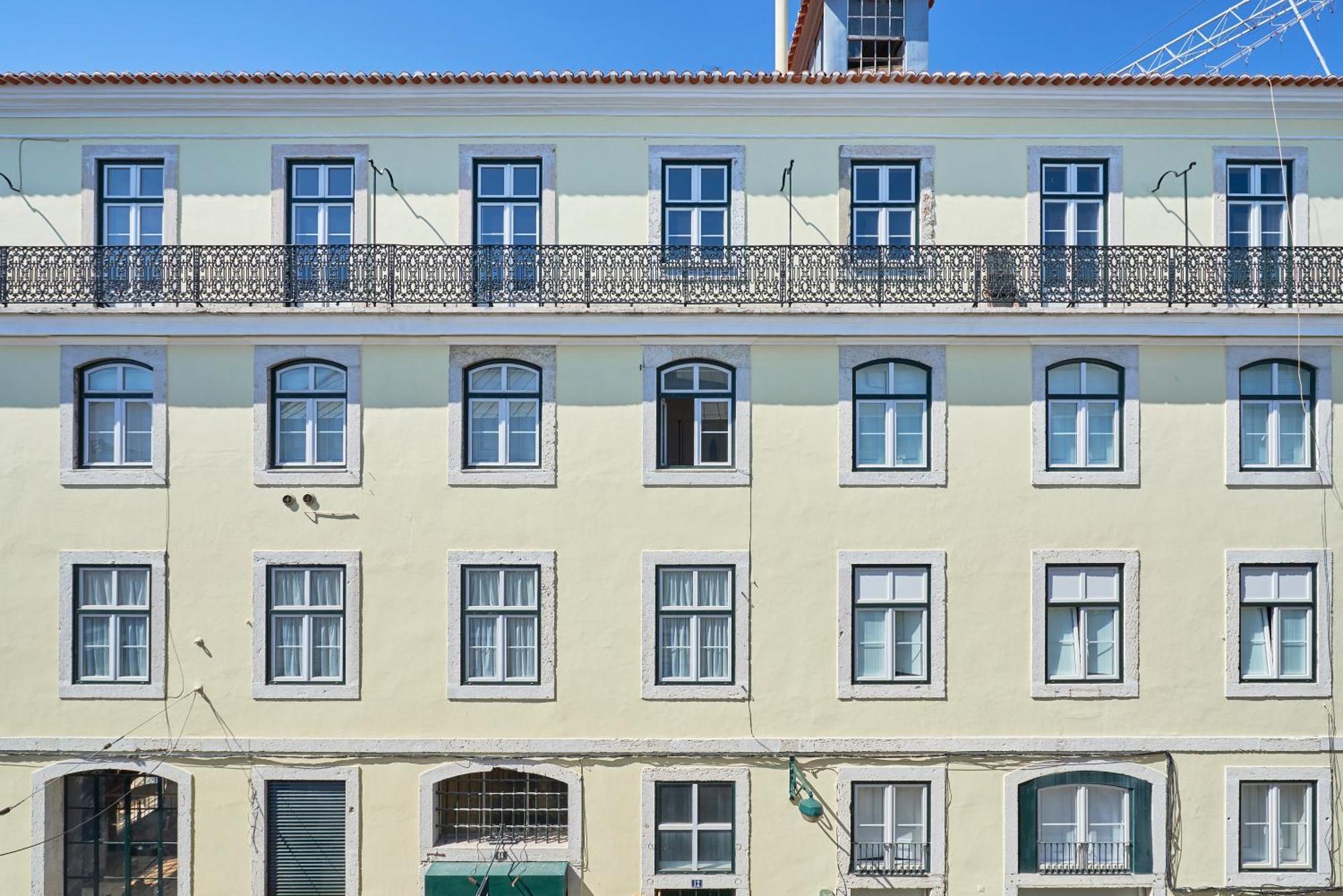 Appartamento Casa Portuguesa Carmo Lisbona Esterno foto