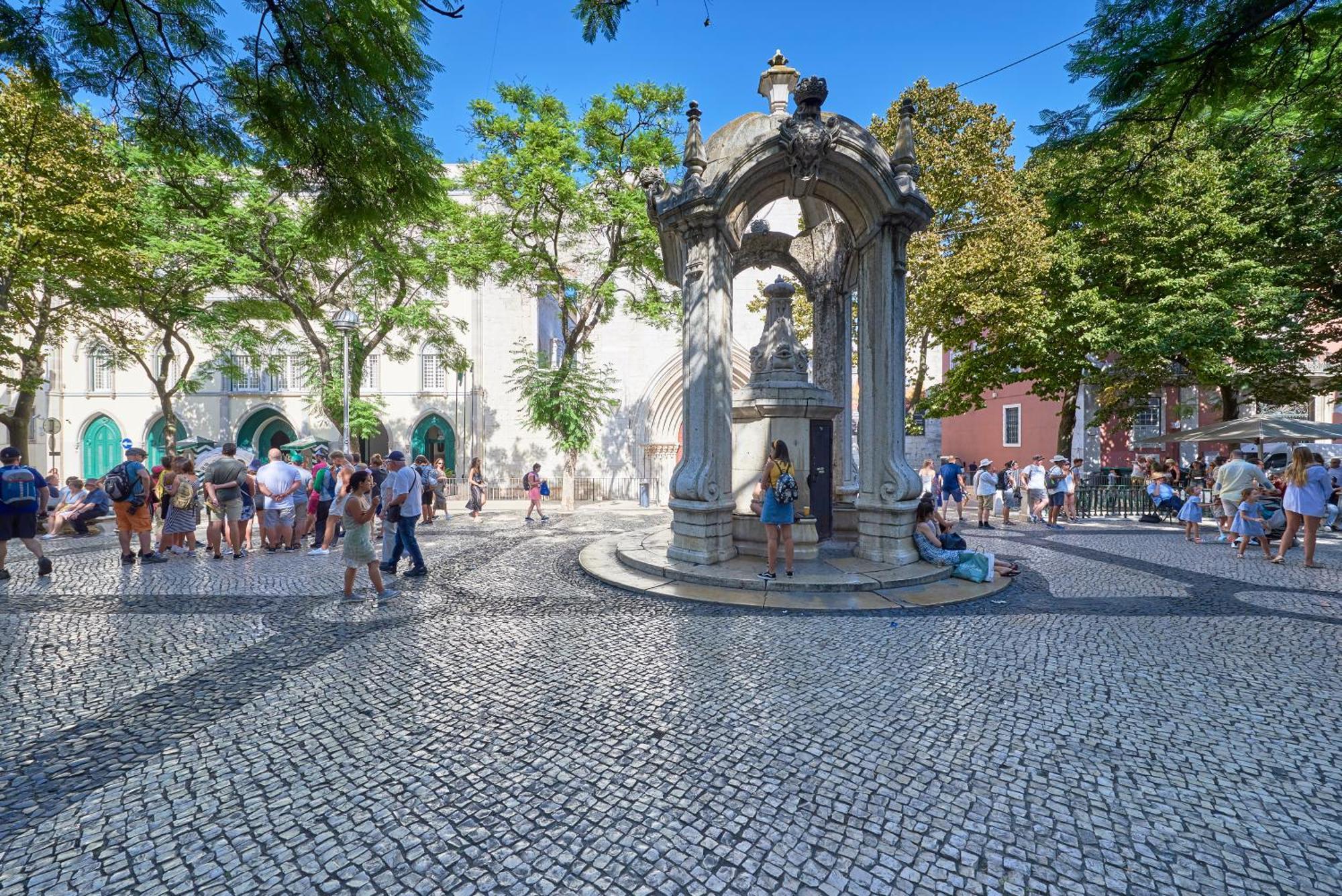 Appartamento Casa Portuguesa Carmo Lisbona Esterno foto